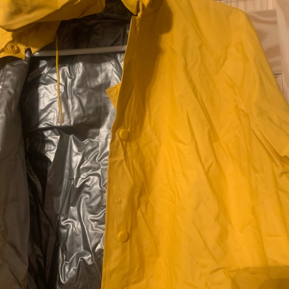 Men’s Raincoat Size Large - Picture 3 of 3
